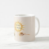 Zoete als honing zon bij koffiemok (Voorkant rechts)