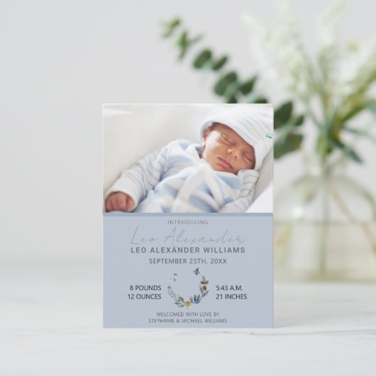 Zoete Blauwe Boho Bloemige Foto Geboorteaankondigi Aankondigingskaart (Staand voorkant)