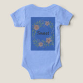 Zoete Bloemige Babykleding Ontwerp (Design achterkant)