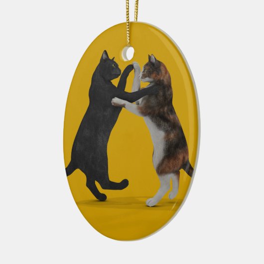 Zoete dansende katten keramisch ornament (Links)