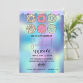 zoete donuts, regenboogkleuren, zoete eerste verja kaart (Staand voorkant)