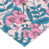 Zoete erwten en hommels, roze en blauw korte tafelloper (Hoek)