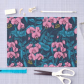 Zoete erwten en hommels, roze en blauw tissuepapier (Craft)