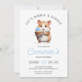 Zoete hamster, blauwe cupcake kinderverjaardag kaart (Voorkant)