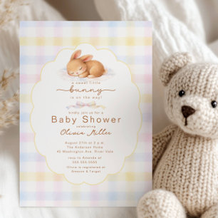 Zoete Kleine Konijn Baby Shower Uitnodiging