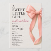 Zoete Kleine Meisje Is Bijna Hier Boog Baby Shower Kaart (Voorkant)