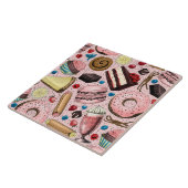 Zoete lekkernijen op roze tegeltje (Zijkant)