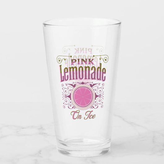 Zoete  roze limonade op ijs glas (Achterkant)