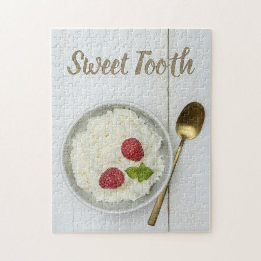 Zoete tandrijstpudding met frambozen dessert legpuzzel (Verticaal)