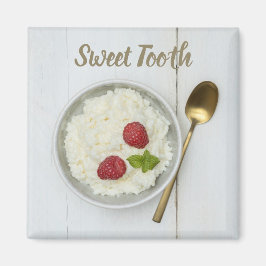 Zoete tandrijstpudding met frambozen dessert magneet