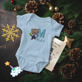 Zoete teddybeer met vogel romper