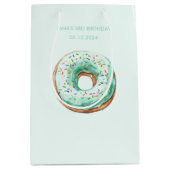 Zoete tijd pastel groene donut verjaardag medium cadeauzakje (Voorkant)