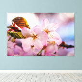 zoete torenbloesems met roze kleur en blauwe hemel canvas afdruk (Insitu (Houten vloer))
