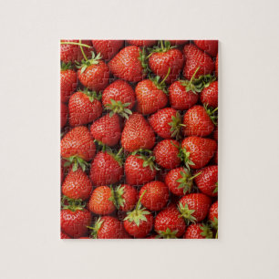 Zoete Zomer Oogst: Weelderige Aardbeienveld Legpuzzel