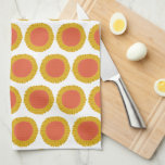 Zoete zonnebloemen Daisy Flower Yellow Red Pattern Theedoek<br><div class="desc">Decoreer je keuken met deze coole zonnedoek. Maakt een geweldig huishouden,  een verjaardag of een bruiloft cadeau! U kunt het aanpassen en tekst ook toevoegen. Bekijk mijn winkel voor veel meer kleuren en patronen!</div>