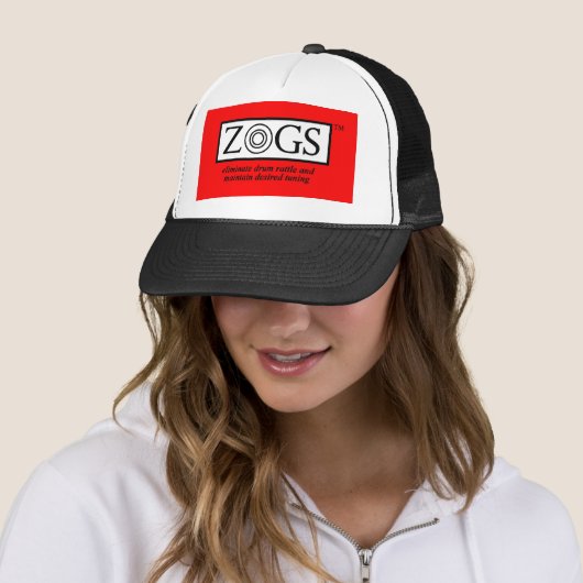 ZOGS-logo Trucker Pet (In situ)