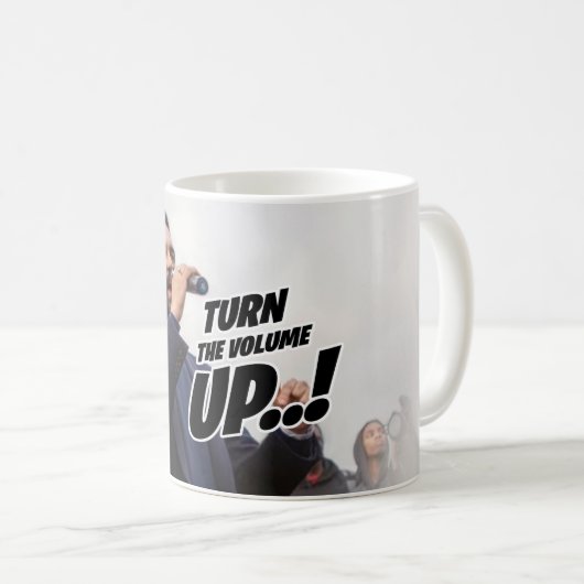 Zohran Mamdani - Turn the Volume Up Mug Koffiemok (Voorkant rechts)