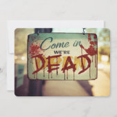 Zombie Apocalypse We're Dead Retro Teken Halloween Kaart (Voorkant)