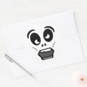 ZOMBIE-GEZICHT RONDE STICKER (Envelop)