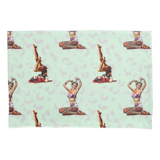 Zombie Pin Ups Kussensloop (Voorkant)