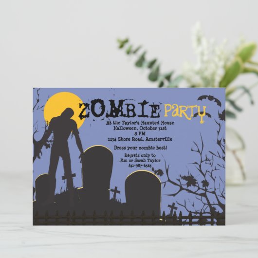 Zombie Rises Halloween Party Invitation Kaart (Staand voorkant)