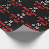 Zombie Slayer Dad Cadeaupapier (Hoek)