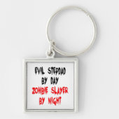 Zombie Slayer Evil Stepdad Sleutelhanger (Voorkant)