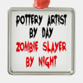 Zombie Slayer Pottery Artiest Metalen Ornament (Voorkant)