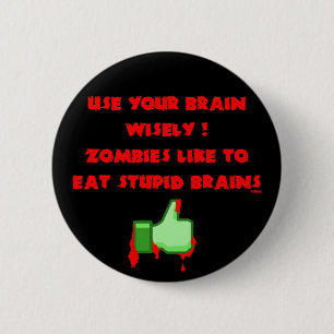 Zombiës als domme breinen ronde button 5,7 cm