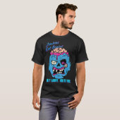 Zombies eten breinen zodat je veilig bent, grappig t-shirt (Voorkant volledig)