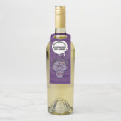 Zombies Funny Halloween Booze Survival Kit Paarse Flessenhanger (Op fles)