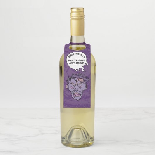 Zombies Funny Halloween Booze Survival Kit Paarse Flessenhanger (Op fles)