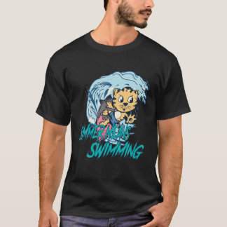 Zomer betekent zwemmen - Kat met surfboard en Wav T-shirt