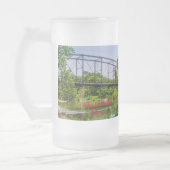 Zomer bij War Eagle Mill Frosted Mok (Links)