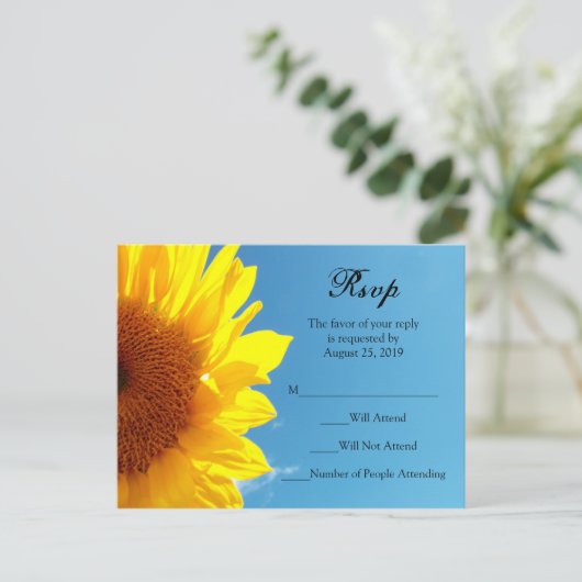 Zomer Blauwe Hemel met Gele Zonnebloem RSVP Antwoo Uitnodiging Briefkaart (Staand voorkant)
