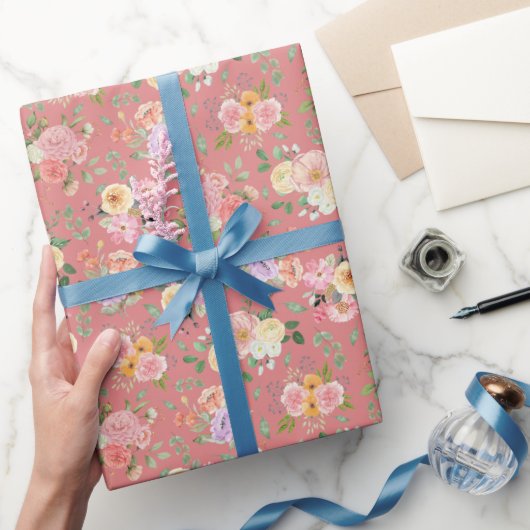 Zomer Boho Bloemen op Tulp Roze Cadeaupapier (Geschenken)