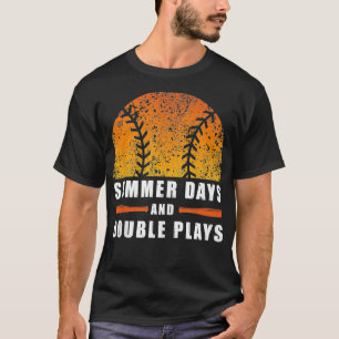 Zomer Dagen En Dubbel Speelt Softbal Mannen Vrouwe T-shirt