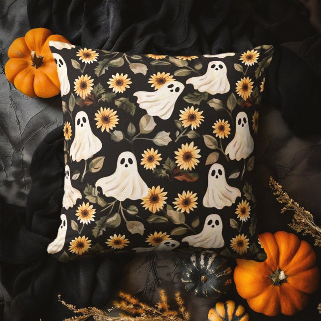 Zomer Gothic Geesten en Zonnebloemen Spooky Buitenkussen (Creator heeft geüpload)