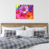 Zomer kleur Daisies Uitgerekt Canvas Print (Insitu (Slaapkamer))