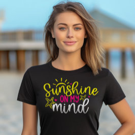 Zomer Mindset "Sunshine On My Mind" T-shirt