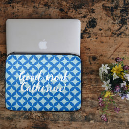 Zomer tegel met azuurblauwe cirkels op baby blauw laptop sleeve