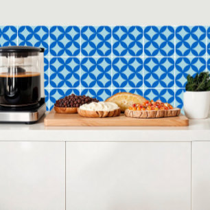 Zomer tegel met azuurblauwe cirkels op baby blauw tegeltje