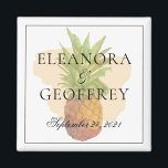 Zomer Tropische Ananas Kustbruiloft Datum Magneet<br><div class="desc">Zomer Tropische Ananas Kustbruiloft Datum Magneet - een leuk cadeau voor gasten, of gebruik het als een save the date! Gemakkelijk aan te passen met uw eigen details en kleuren. Klik op de link "verder aanpassen" en gebruik de ontwerptool om het ontwerp aan te passen om het ontwerp verder te...</div>