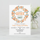 Zomer Twin Meisjes Verjaardag, Sinaasappels 3e Ver Kaart (Staand voorkant)