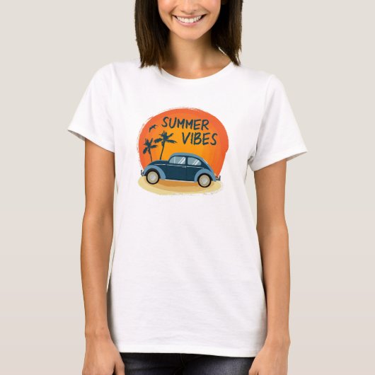 Zomer vibe met retro auto op het strand t-shirt (Voorkant)