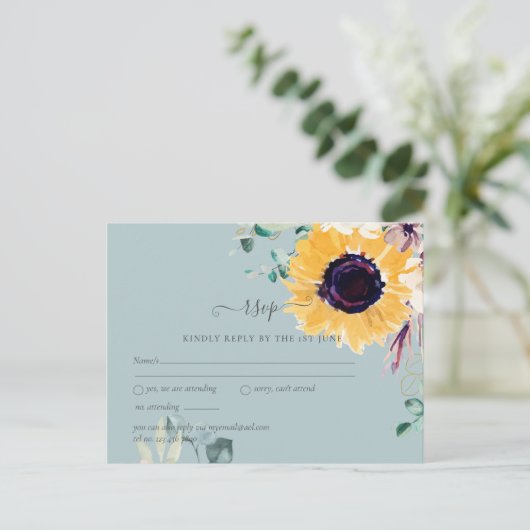 Zomer Zonnebloemen Eucalyptus Groene Huwelijkdecor Briefkaart (Staand voorkant)
