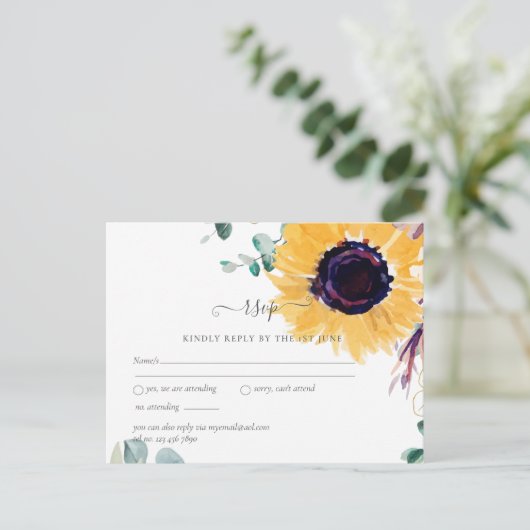 Zomer Zonnebloemen Eucalyptus Groene Huwelijksdeco Briefkaart (Staand voorkant)