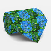 zomerblauwe hydrangebloemen en groene bladeren stropdas (Opgerold)