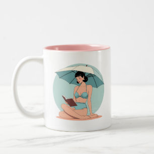 Zomerbries Bikini Meisje – Retro Strand Sfeer Tweekleurige Koffiemok