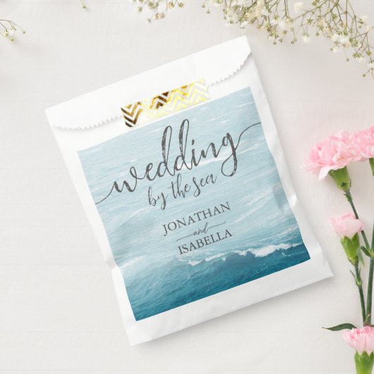 Zomerbruiloft door de blauw golvende zee ombre oce bedankzakje (Gezegeld)